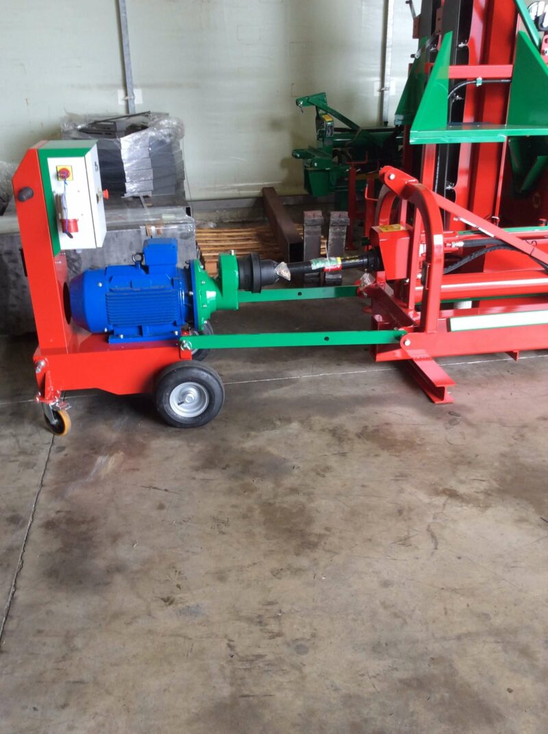 MOTOREDUCTEUR AVEC SORTIE PRISE DE FORCE – Image 3