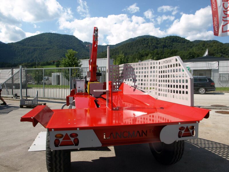 FENDEUSE HORIZONTALE 32 TONNES SUR ROUES LANCMAN – Image 3